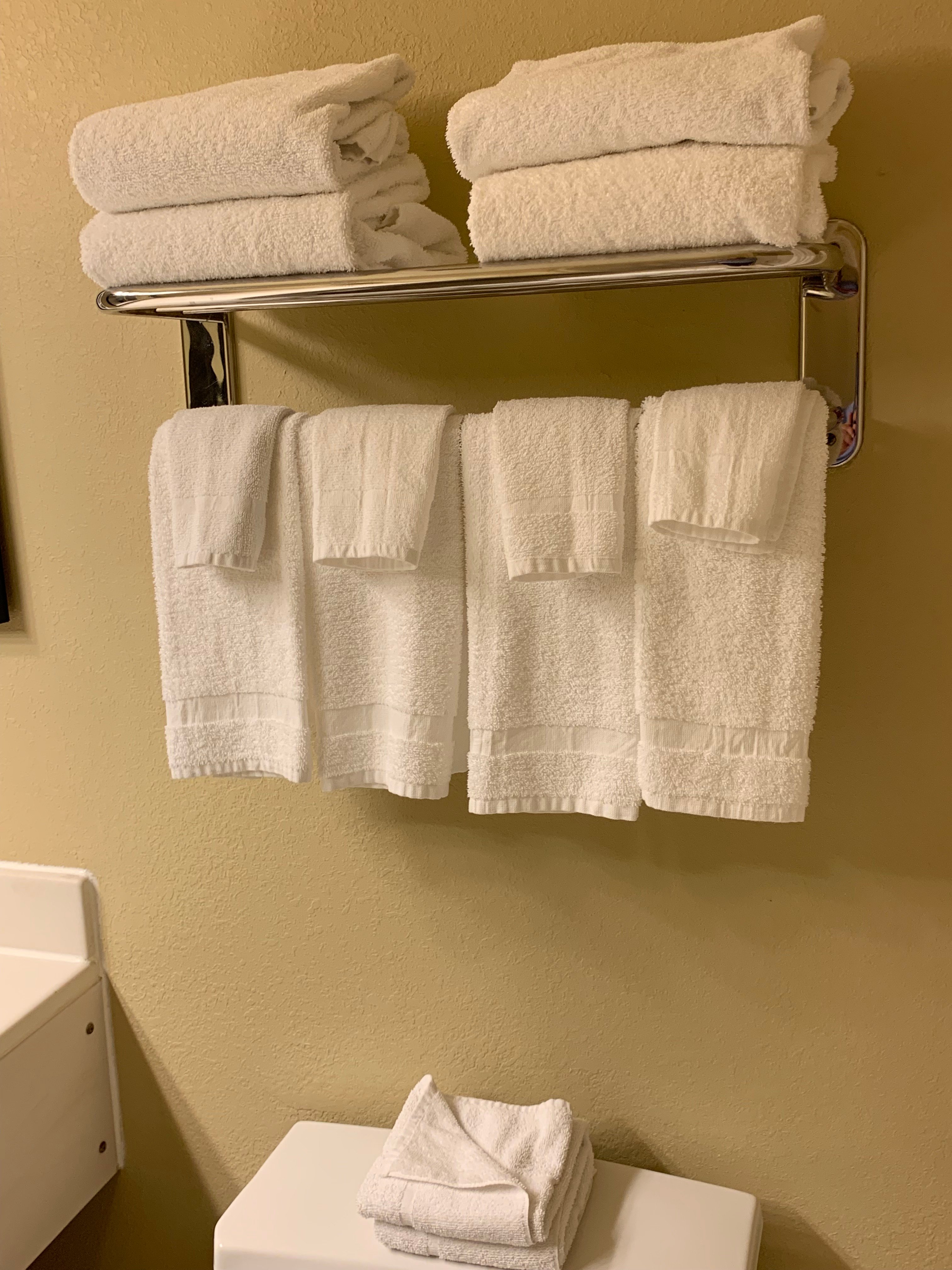 Country Inn & Suites by Radisson, Champaign North, IL-portrait