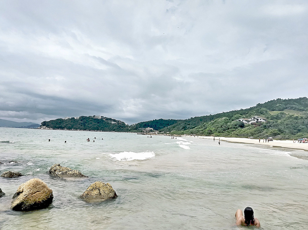Defunto e das Bananeiras Beach景点图片