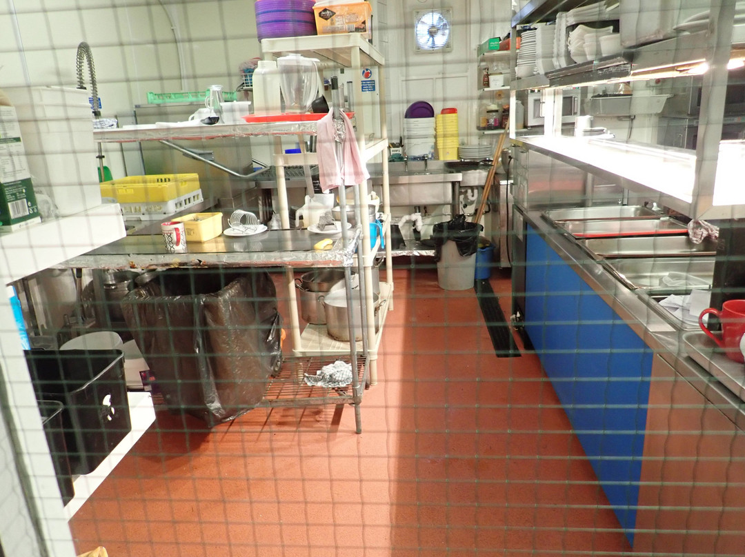 The Three Wheat Heads Inn主图