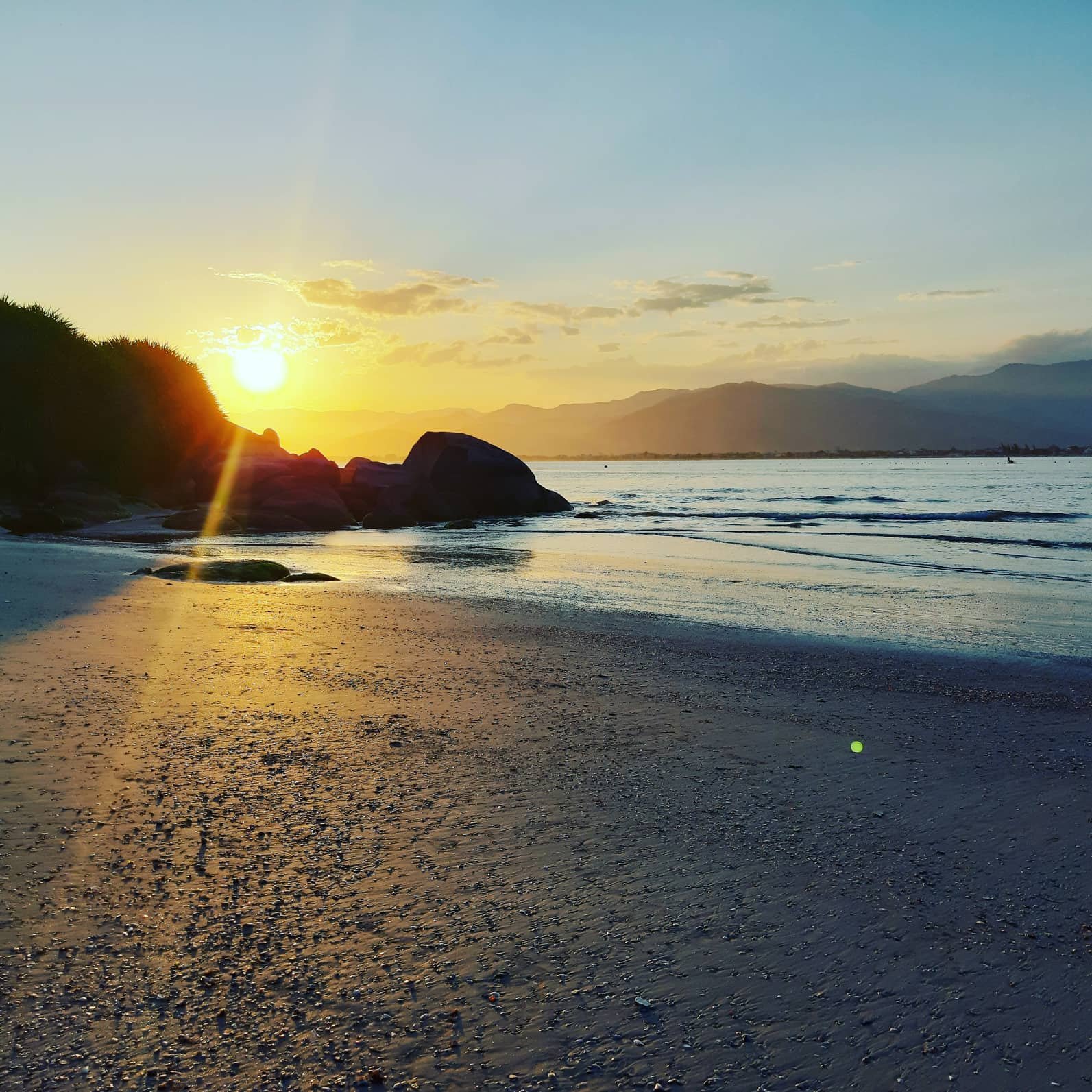 Pousada Ilha do Papagaio-泳池