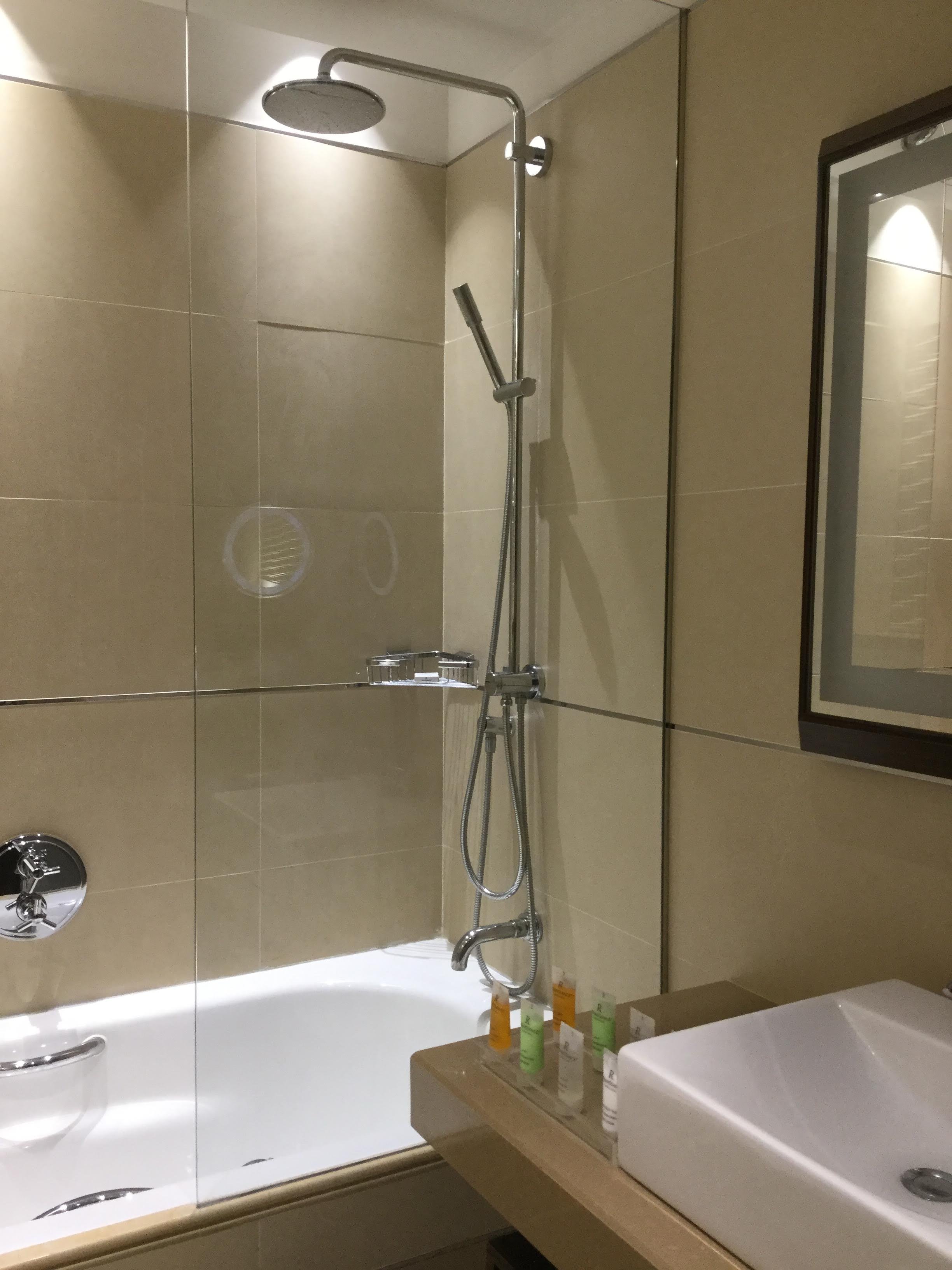 Renaissance Tlemcen Hotel-浴室