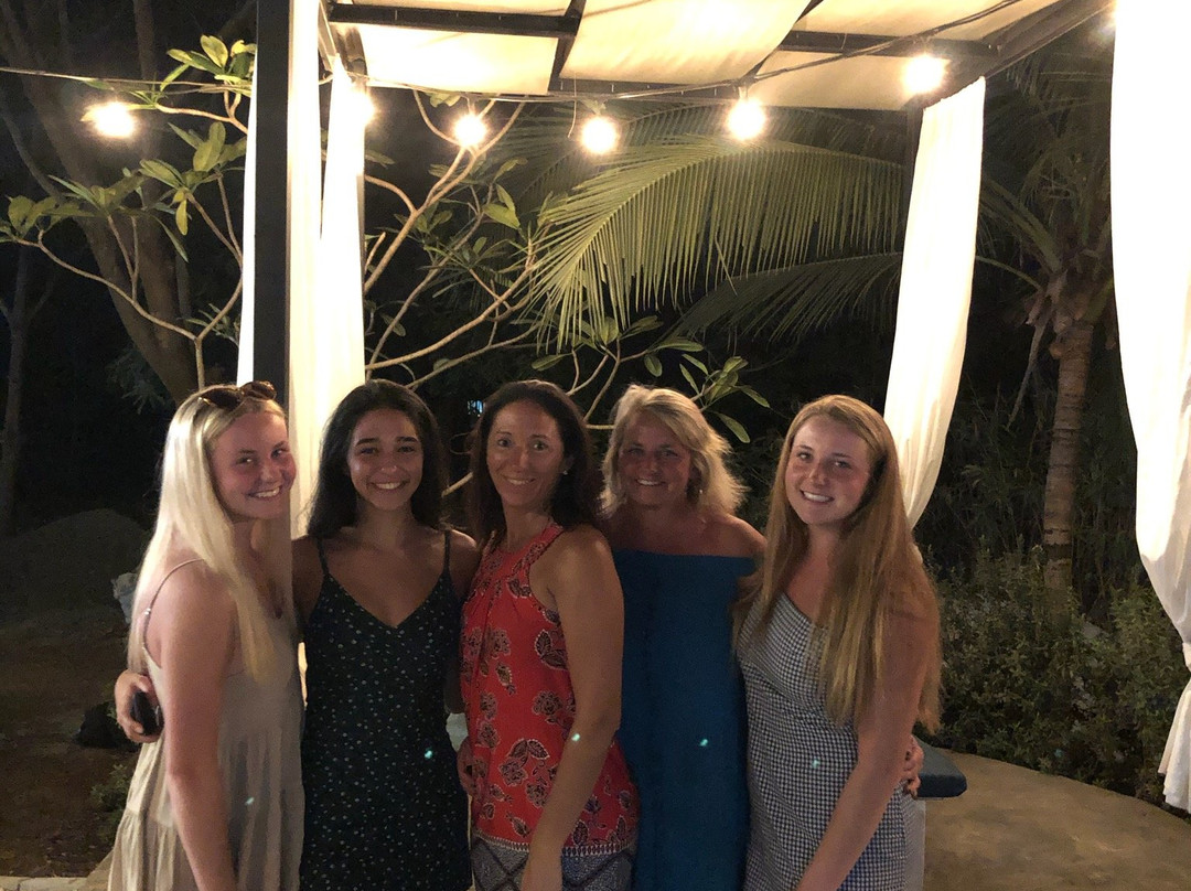 Hotel Mauna Loa主图