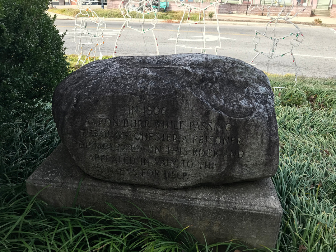 Aaron Burr Rock-Chester必去景点