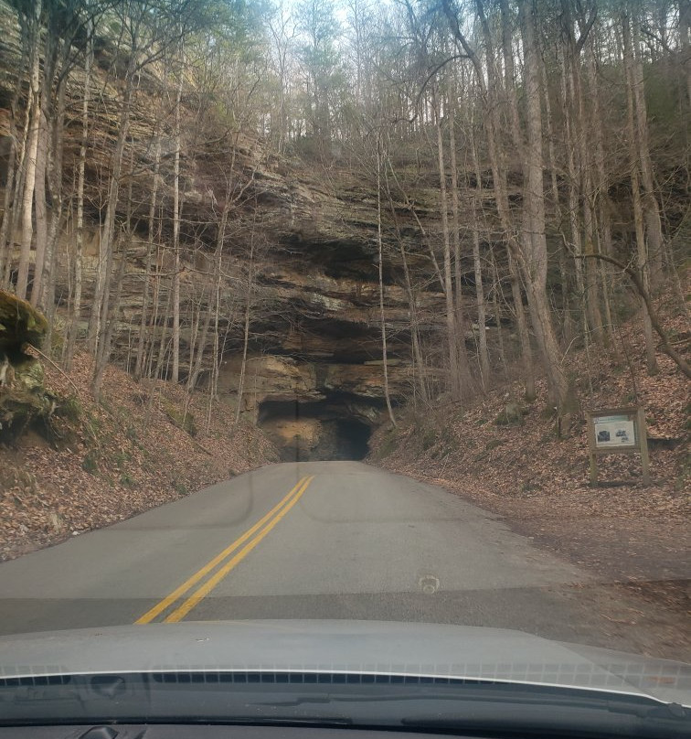 Nada Tunnel-Stanton必去景点