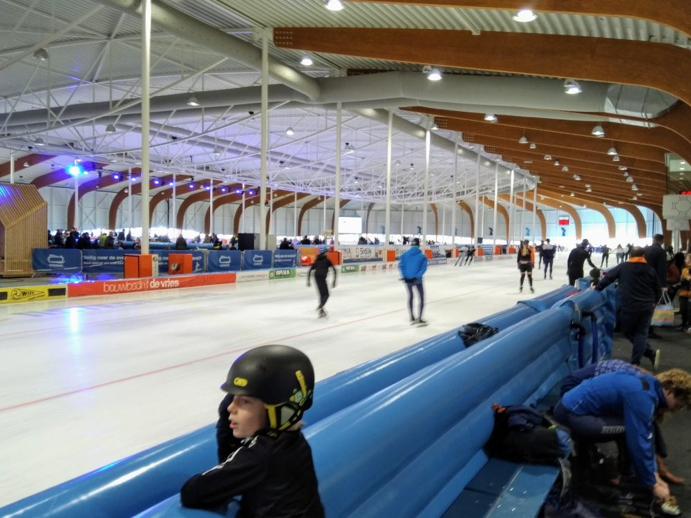 De Elfstedenhal-吕伐登必去景点