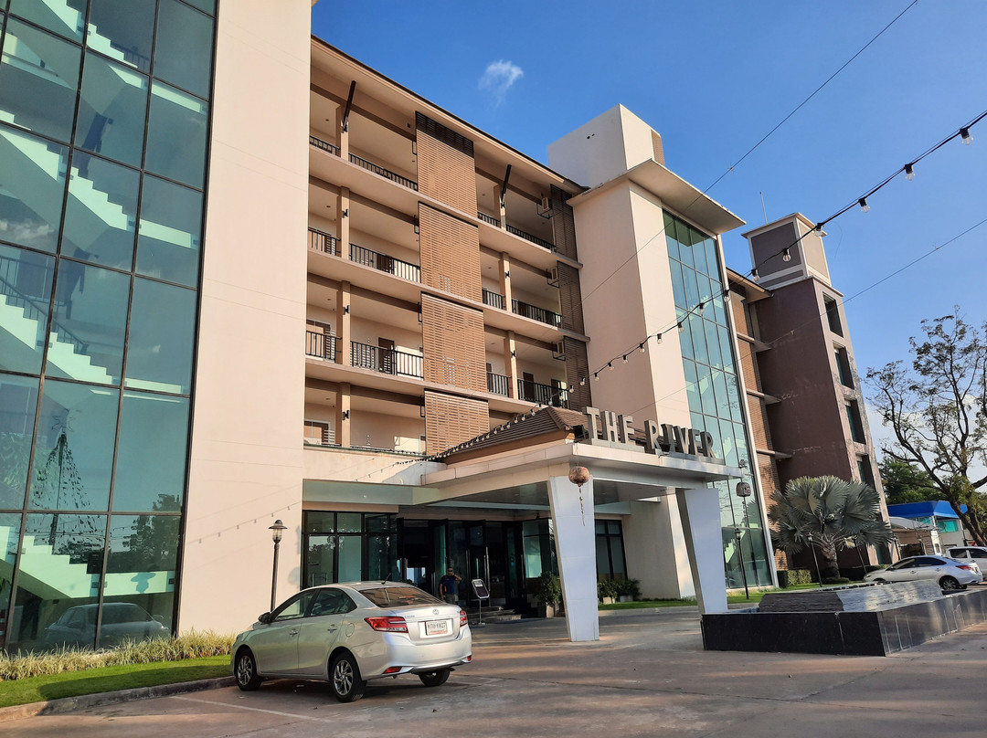 The River Hotel主图