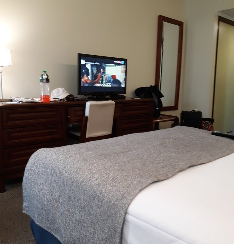 Continental Hotel主图