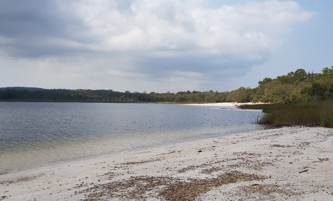 Brown Lake-North Stradbroke Island必去景点