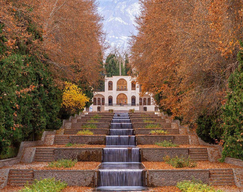 Shazdeh Garden景点图片