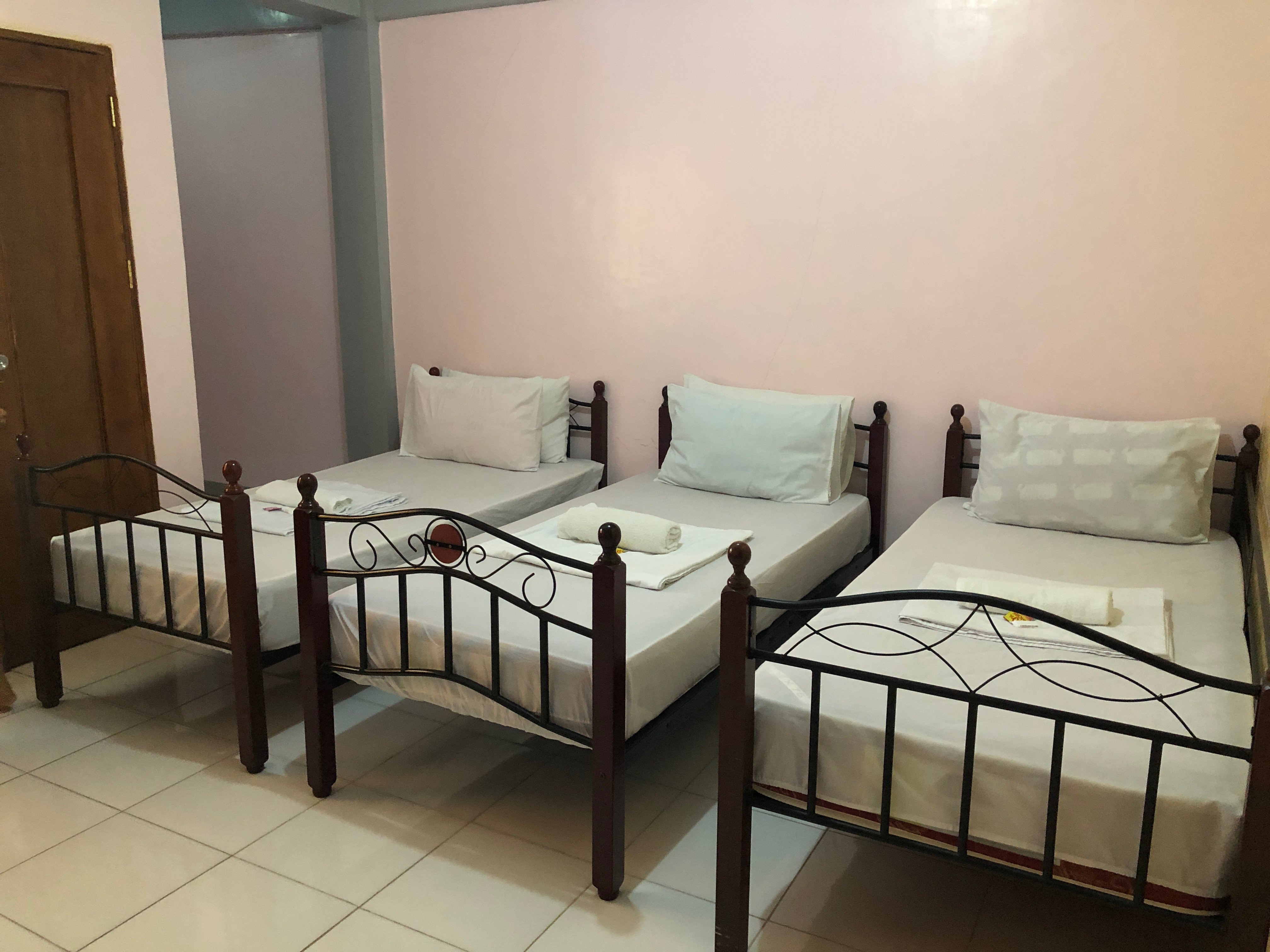 Centillo Travellers Inn-官方