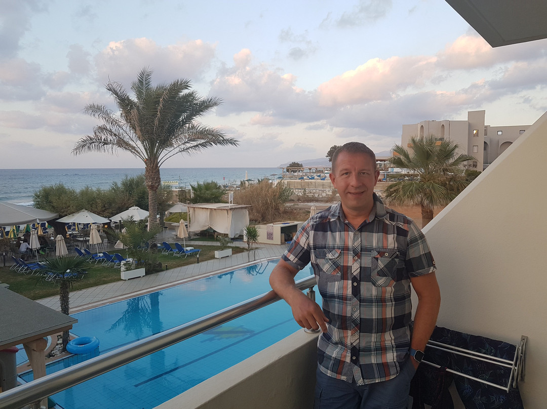 Malliotakis Beach Hotel