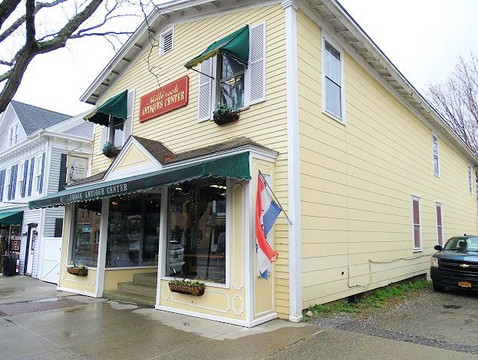 Millbrook Antique Center-Millbrook必去景点