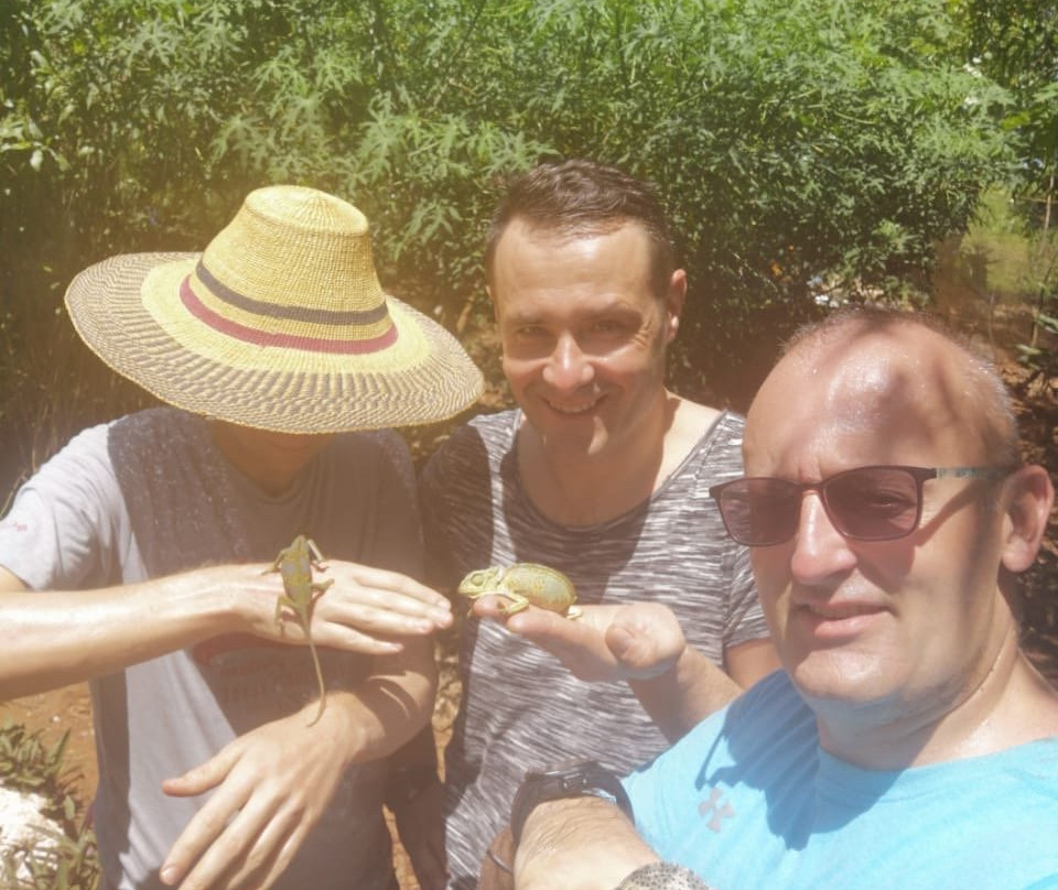 Tazari Caves-孥归必去景点