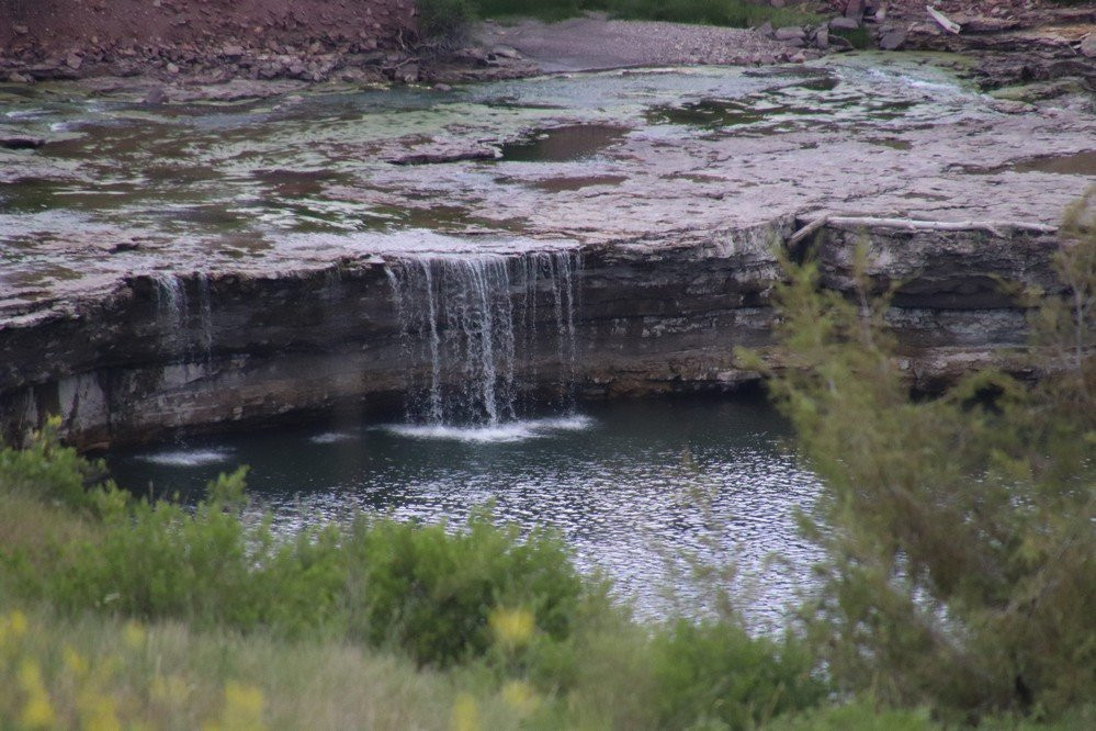 The Crooked Falls景点图片