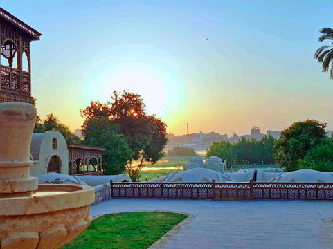 乔夫宫酒店主图