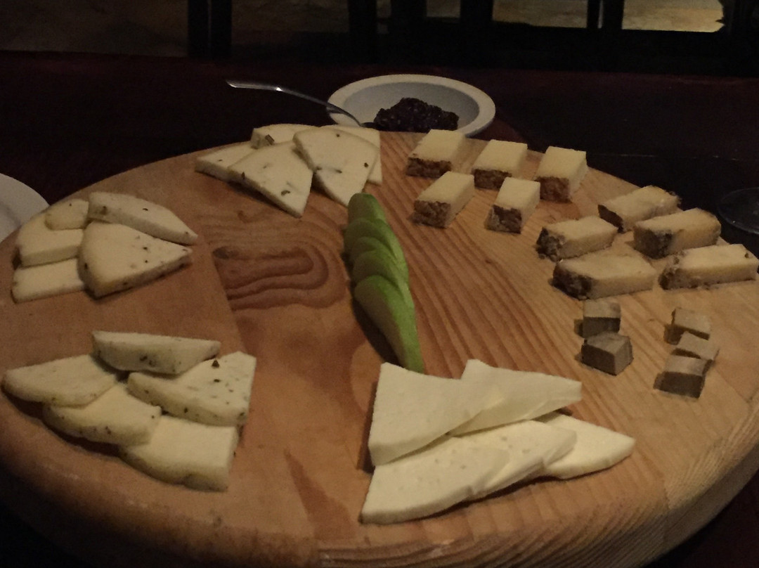 La Cava de Marcelo-恩塞纳达必去景点