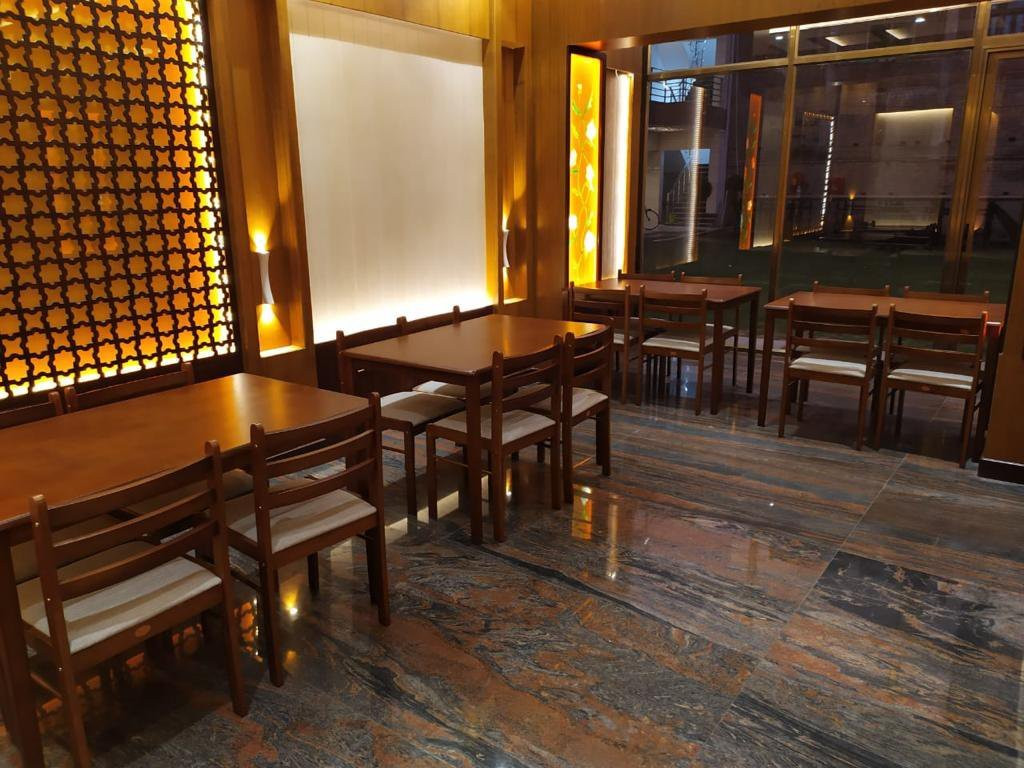 OYO 36075 Jjk Rukmini Vilas Hotel & Banquet主图