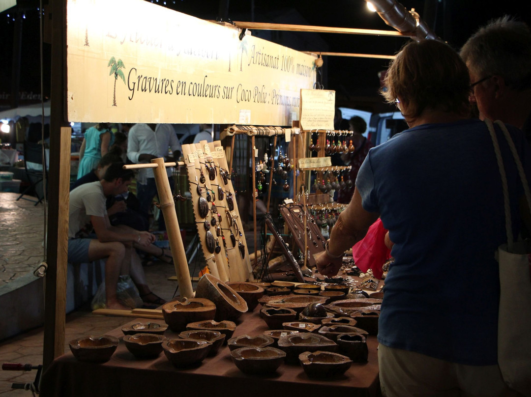 Marche Nocturne de Saint Francois-Saint Francois必去景点