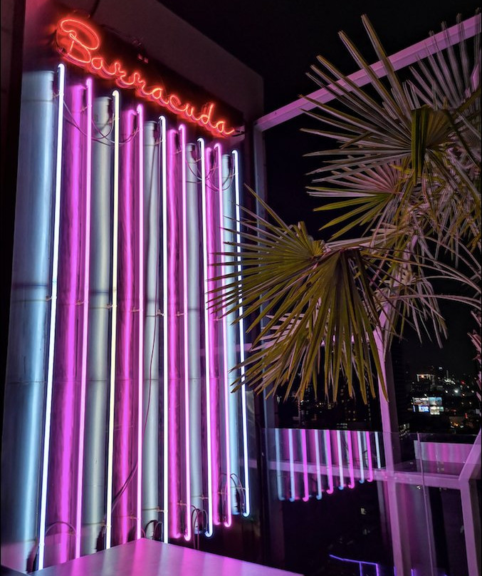 阿卡拉酒店主图