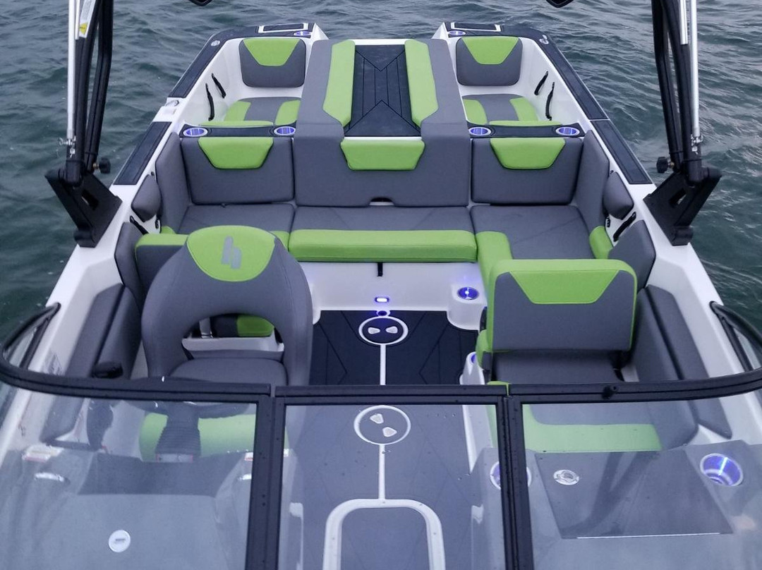 Sylvan Lake Boat Rentals-西尔万湖必去景点