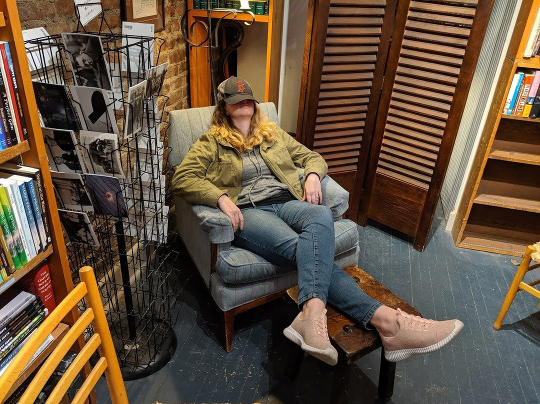 The Bookstore景点图片