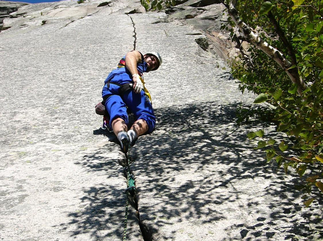 Mooney Mountain Guides - Day Tours景点图片