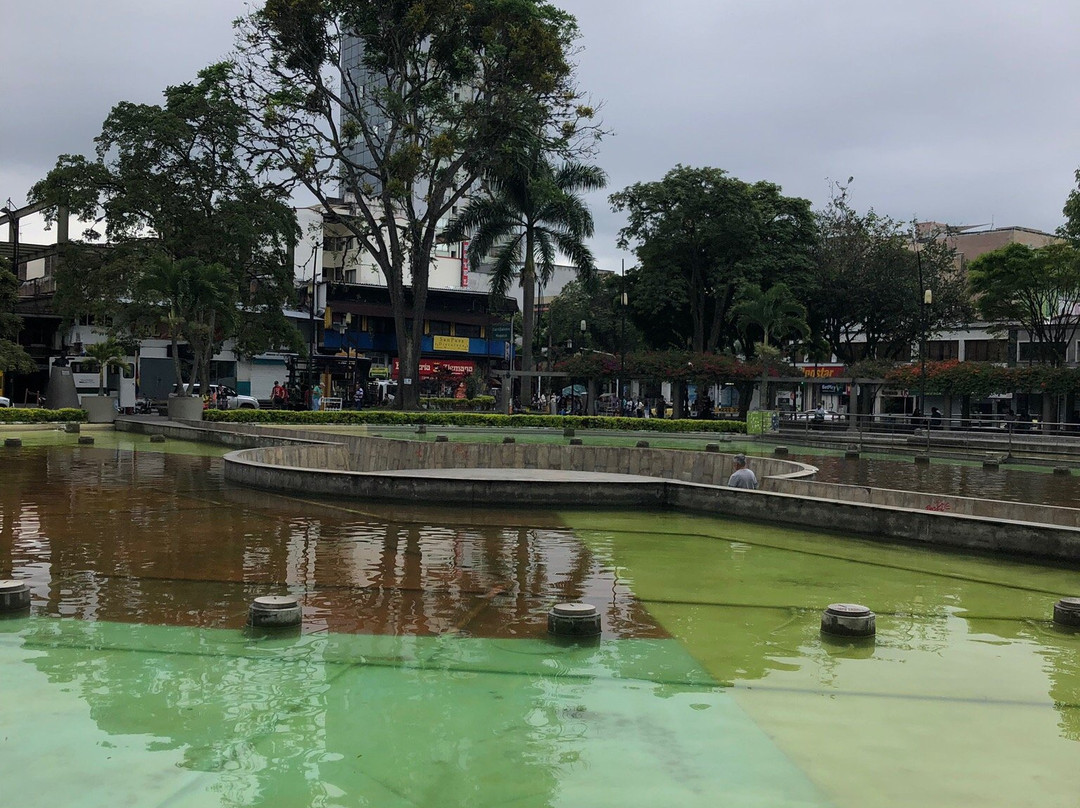 Parque El Lago-佩雷拉必去景点