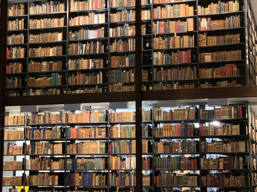 耶鲁大学贝尼克珍本与手稿图书馆-纽黑文必去景点