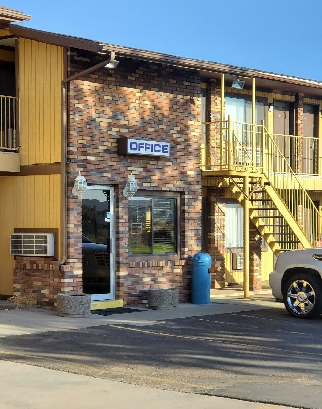 Split Mountain Motel主图