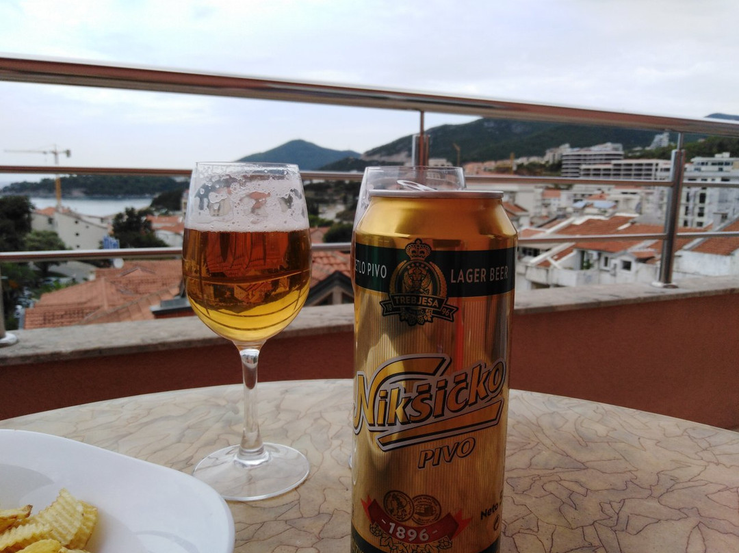 斯特拉迪马尔酒店主图