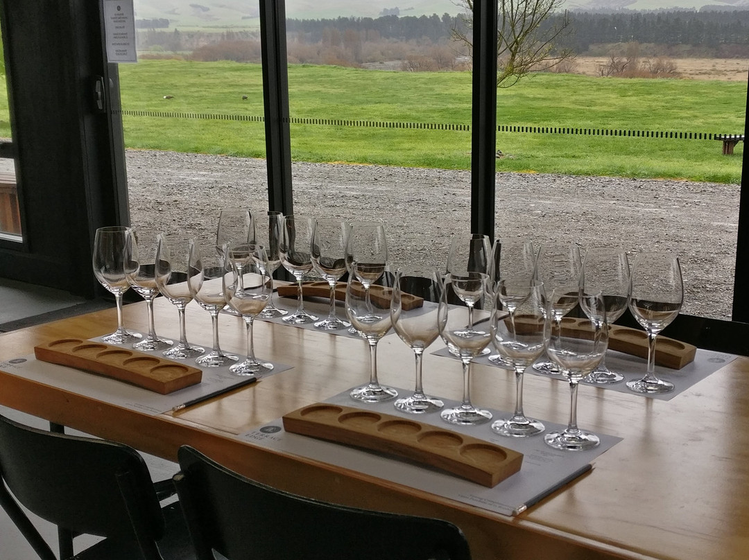Terrace Edge Vineyard & Olive Grove景点图片