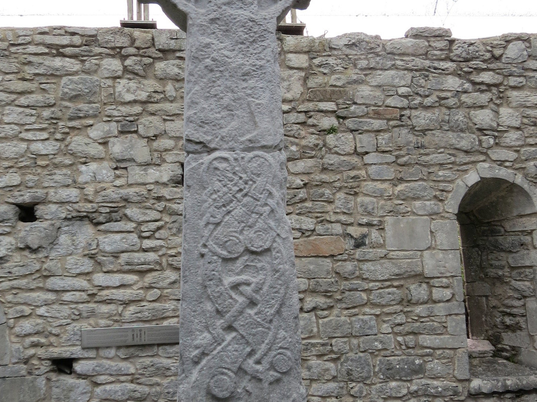 Kilfenora Cathedral & Crosses景点图片