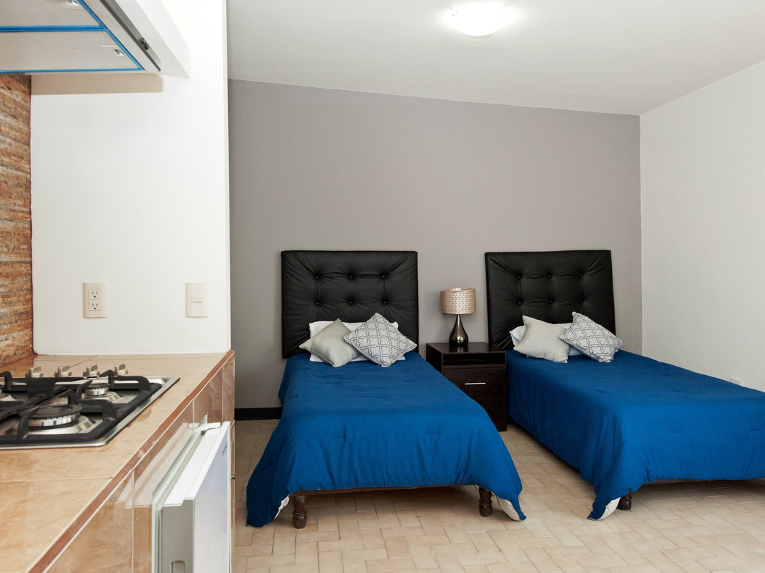 Econosuites Monterrey主图