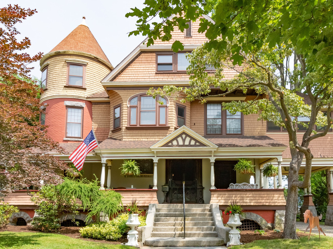 Saratoga Dreams Bed and Breakfast