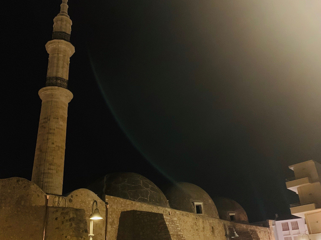 Moschea Neratze-雷斯蒙必去景点