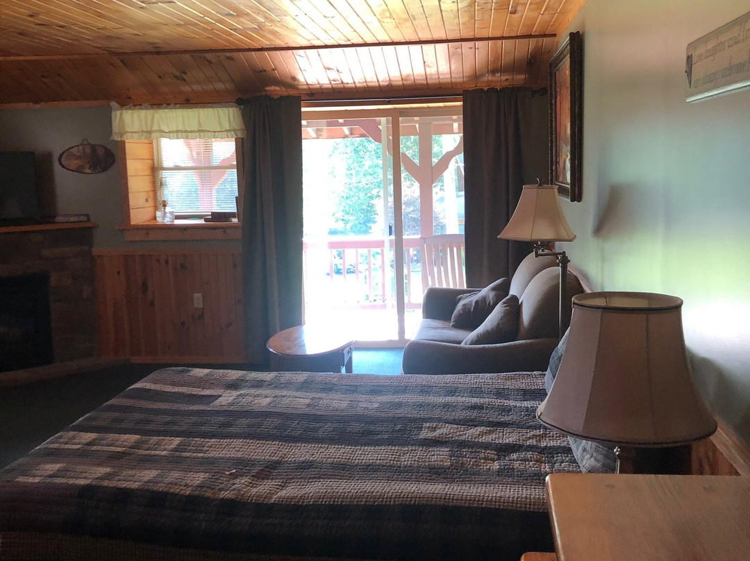 Rough Cut Lodge主图