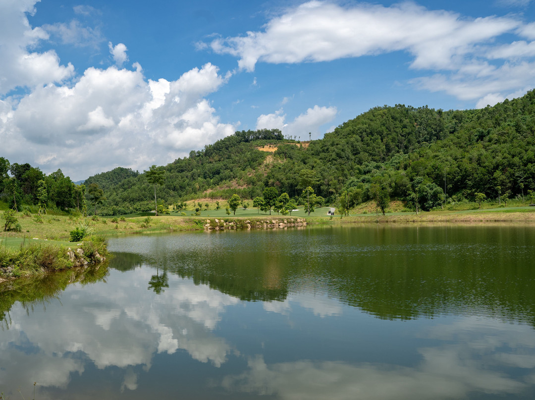 Hilltop Valley Golf Club-Hoa Binh必去景点