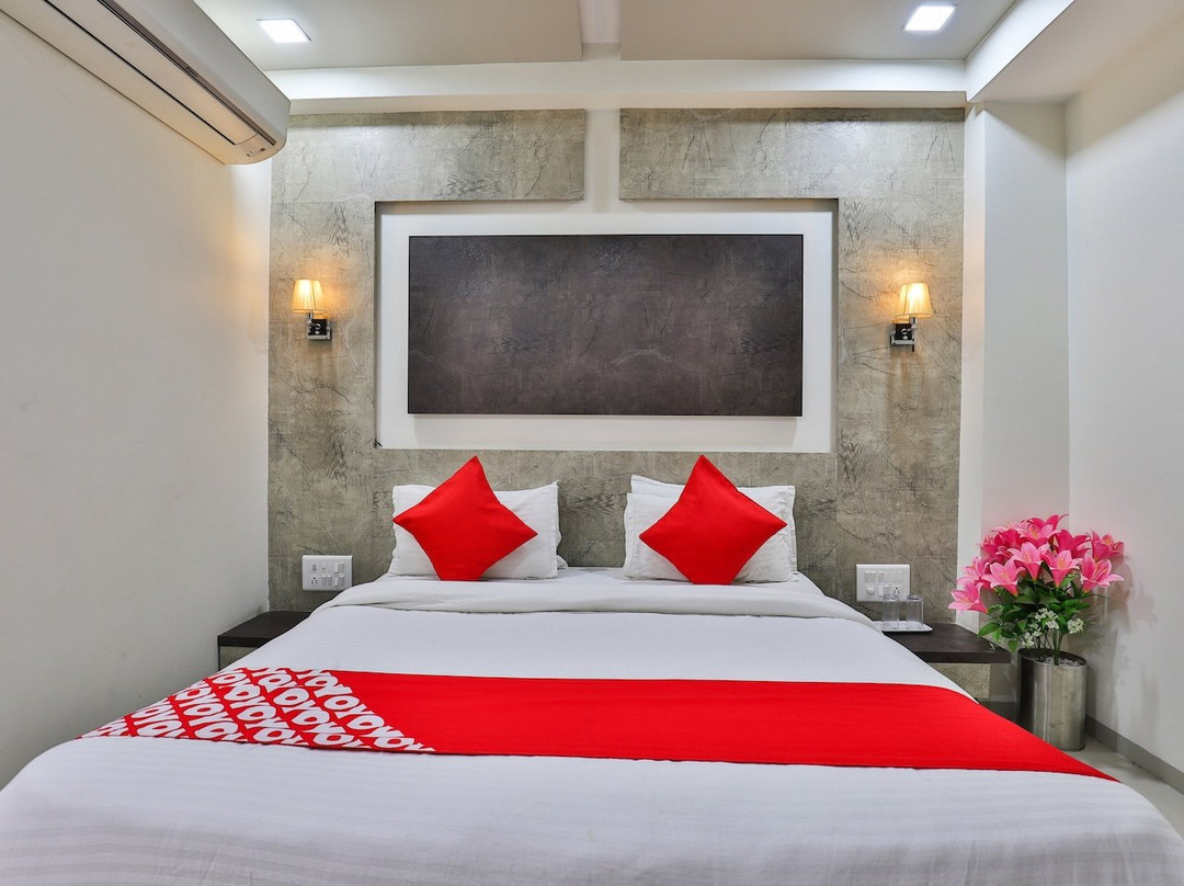 OYO 7557 Hotel Shiv Kunj Exotica主图