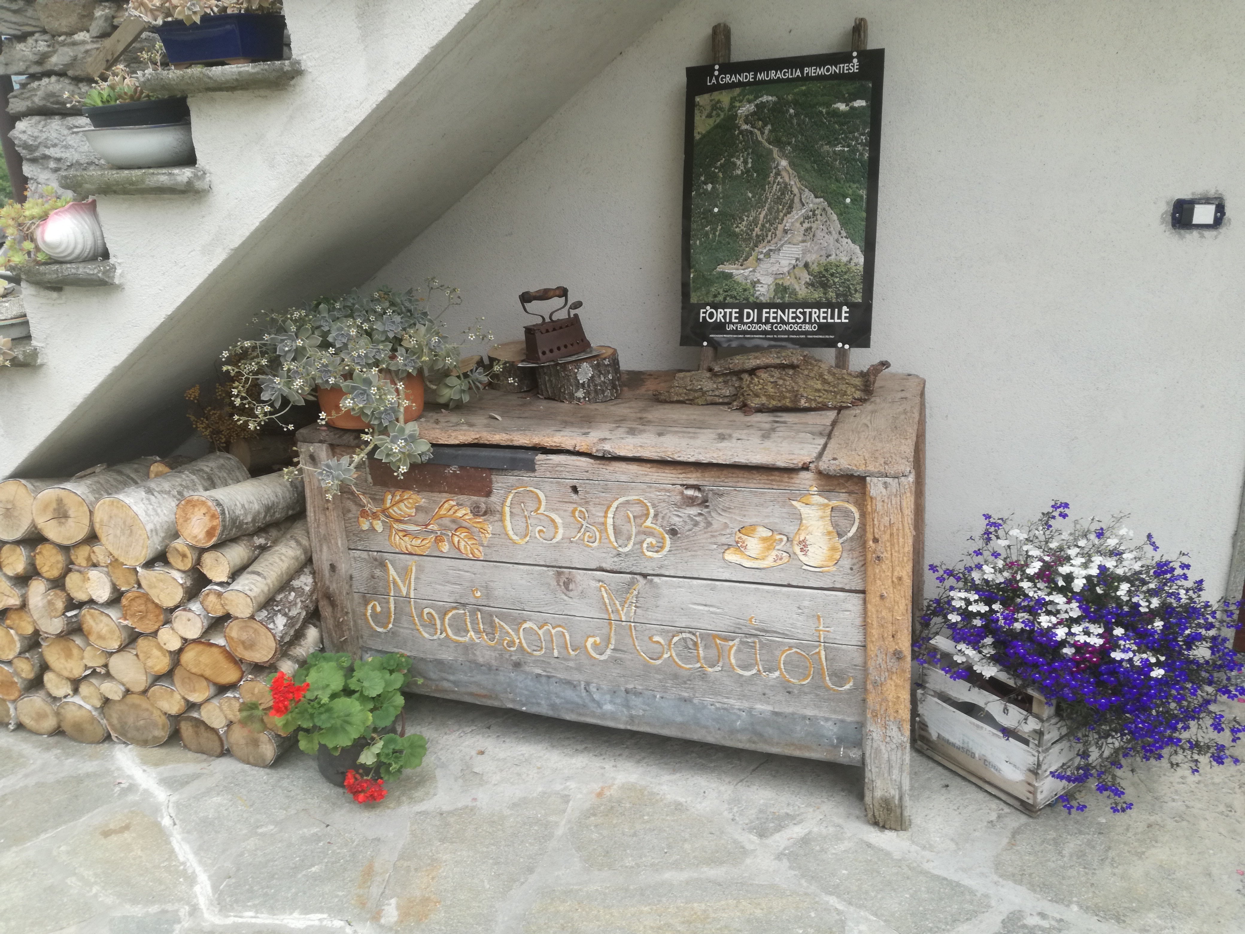 Bed & Breakfast Maison Mariot-官方