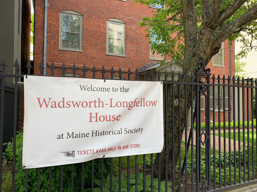 The Wadsworth-Longfellow House景点图片