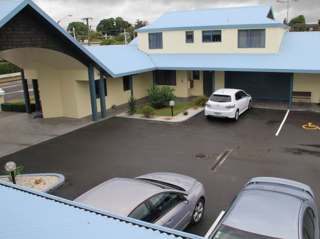 Bassingers Motor Lodge主图