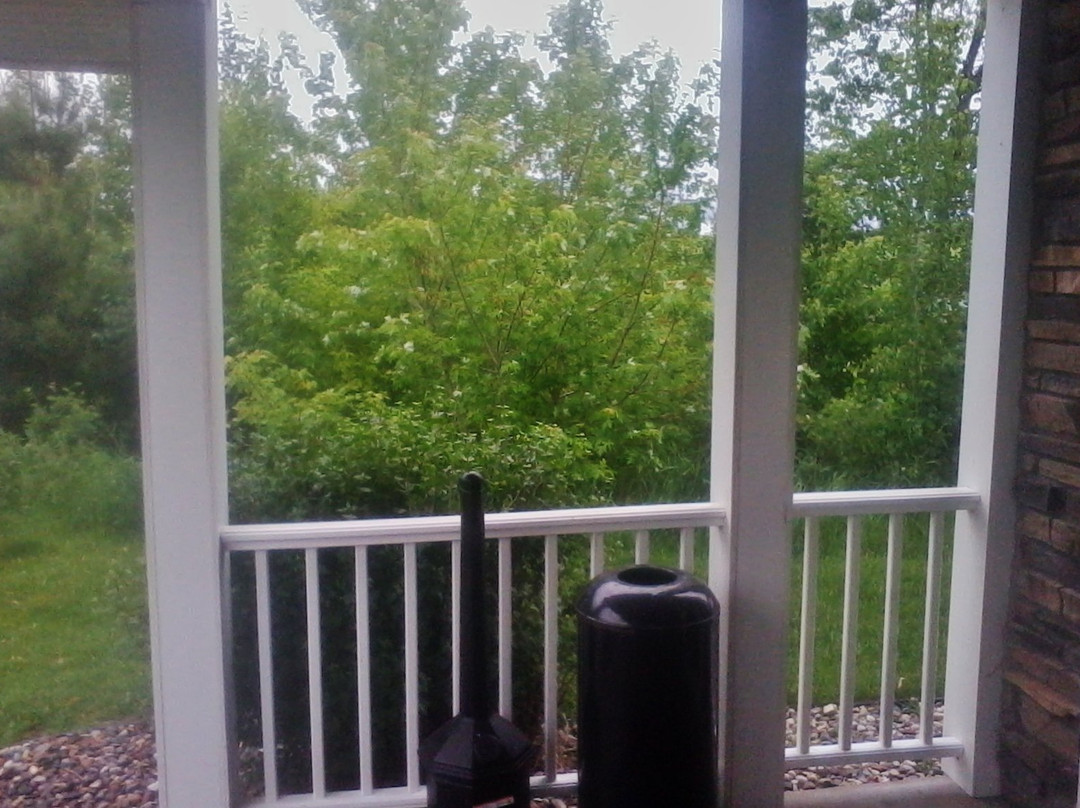 GrandStay Hotel & Suites Cambridge主图