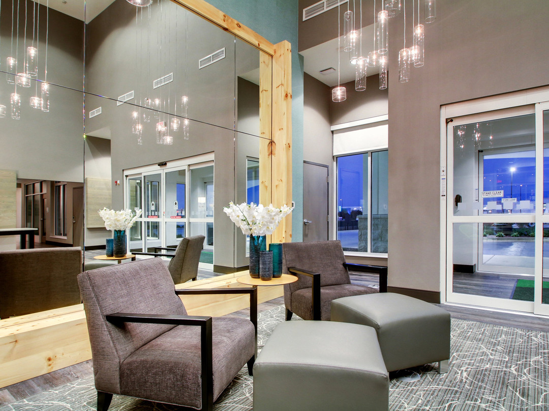 Holiday Inn & Suites Peoria At Grand Prairie By IHG主图