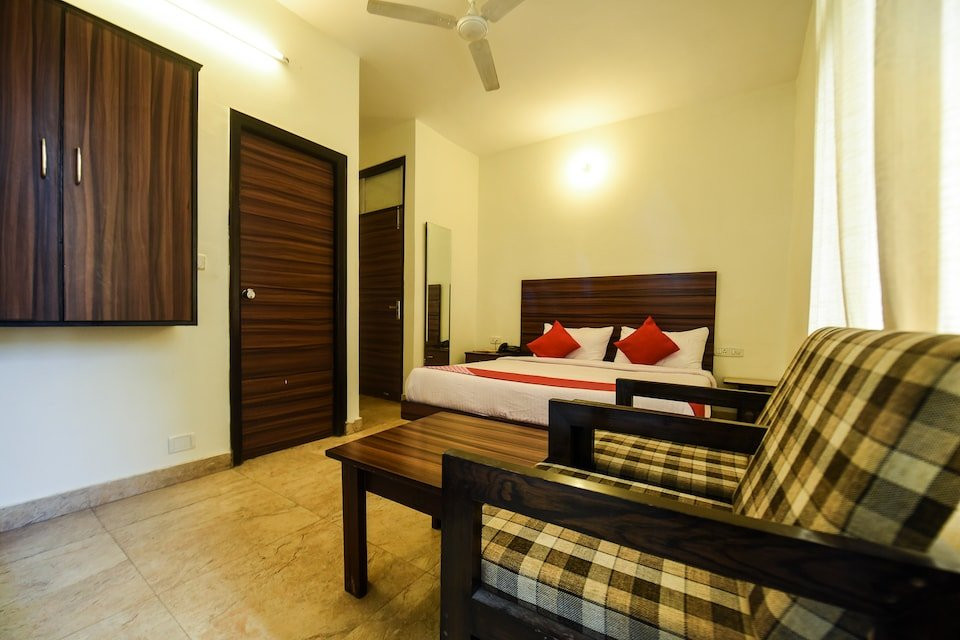 OYO 12818 Dev Villa主图