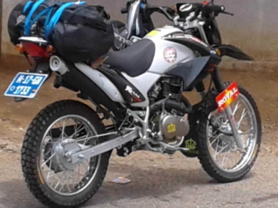 Ghana Motorbike Tours-Cape Coast必去景点