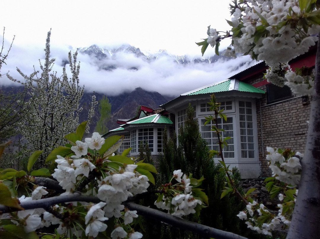 Diran Guest House, Hotels & Resorts