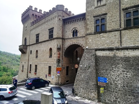 Guadagnolo旅游景点-Castello Brancaccio
