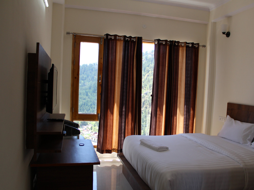 The Pine Residency主图