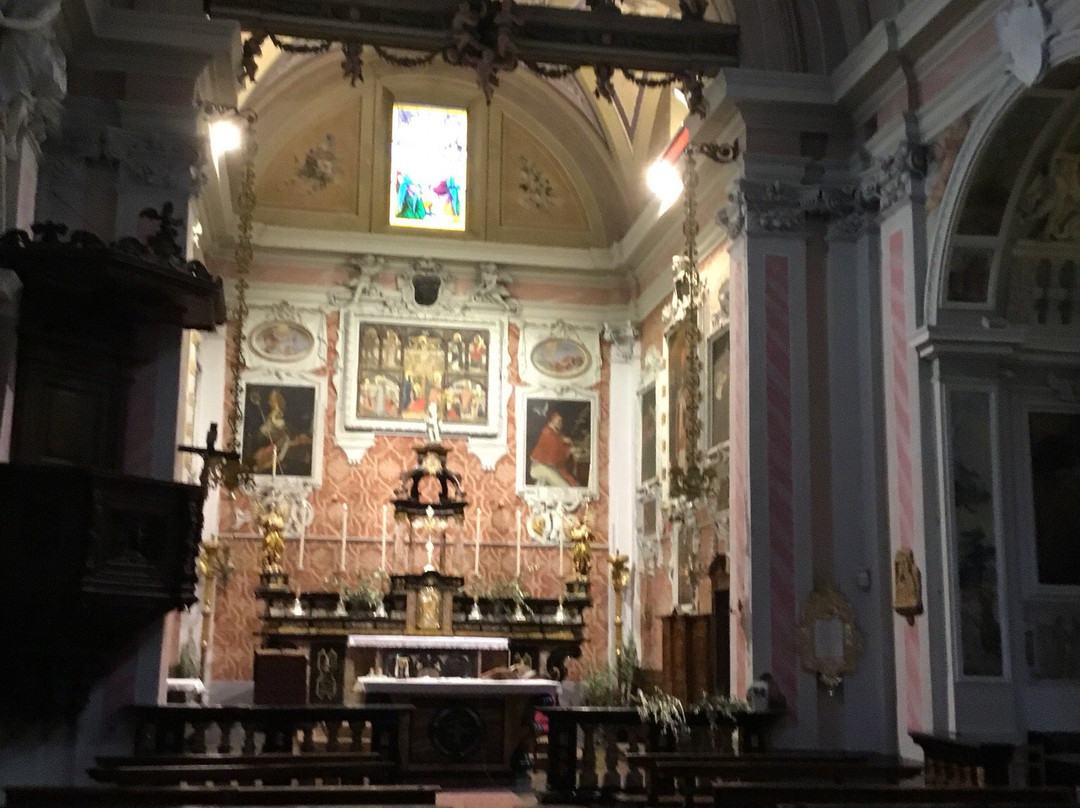 Chiesa dei SS. Ambrogio e Bernardo - complesso景点图片