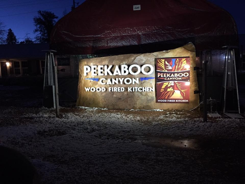 卡纳布餐馆和美食-Peekaboo Canyon Wood Fired Kitchen